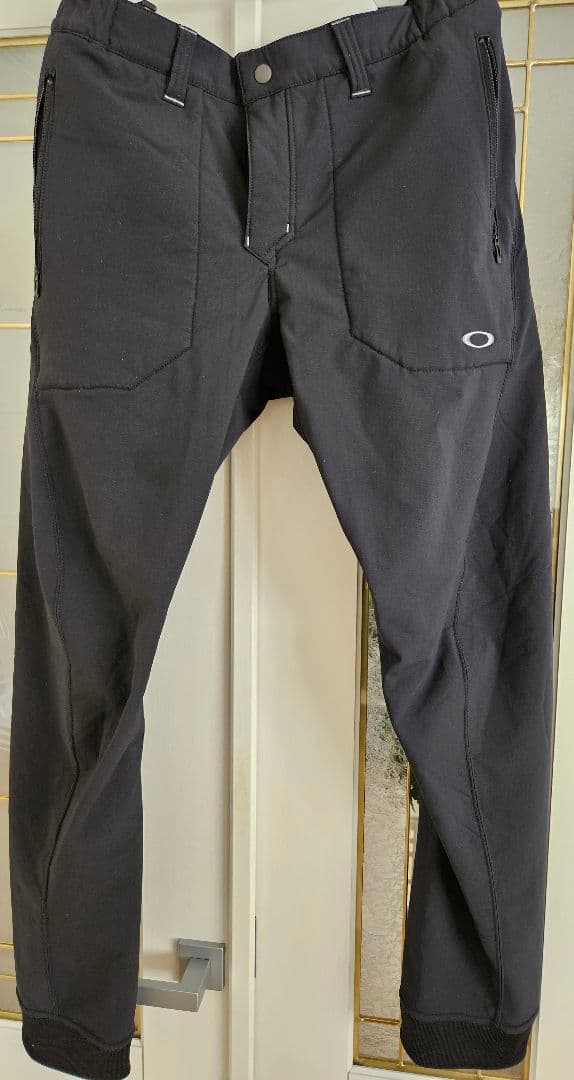 美品！OAKLEYオークリースカル　リバーシブル上下セットアップ（Lサイズ）