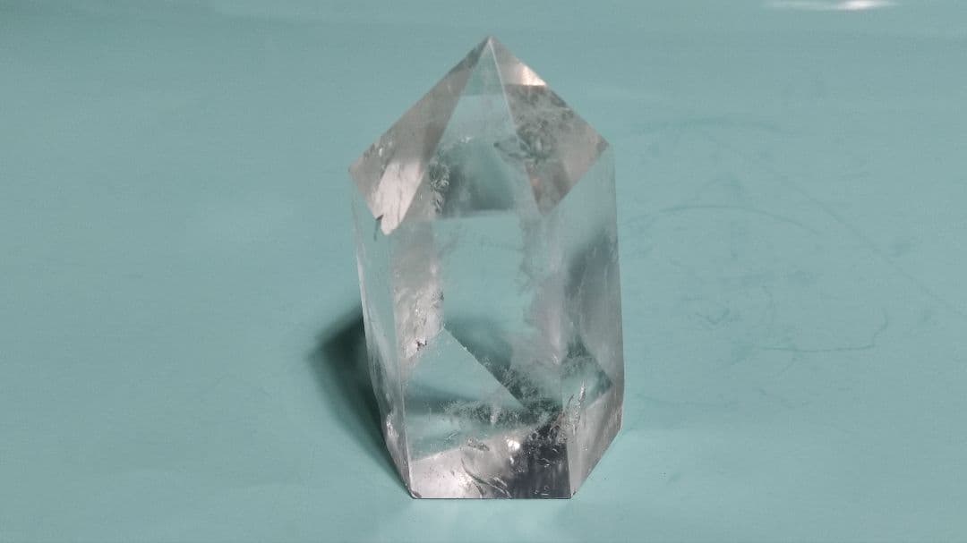 パワーストーン　天然石　エンジェルラダー入り水晶　ポイント　141g　No112