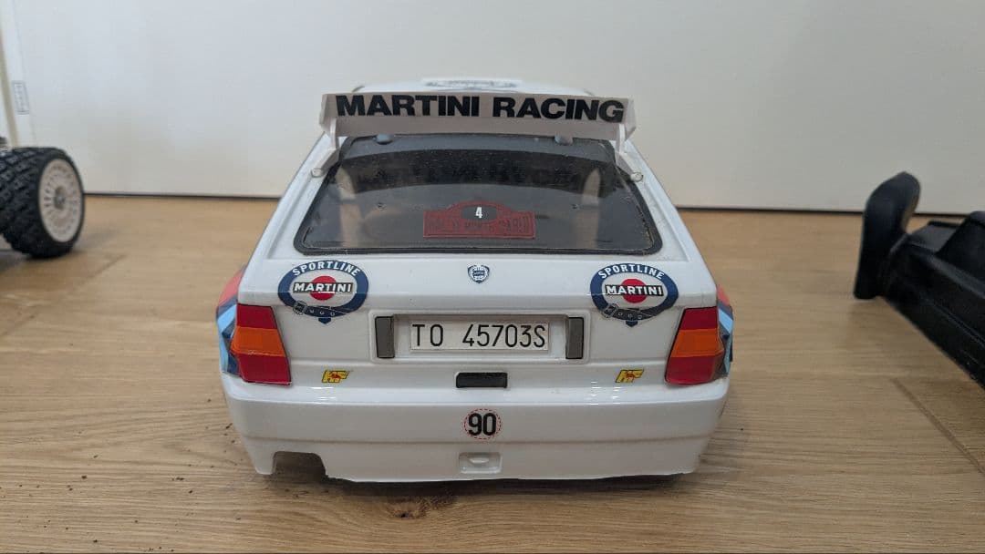 TAMIYA tt-02 ランチアデルタ　finespec2.4G