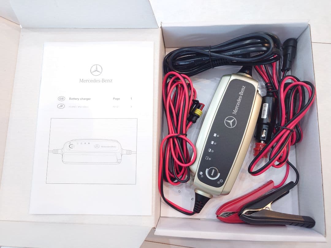 メルセデスベンツ 純正 バッテリーチャージャー Mercedes-Benz