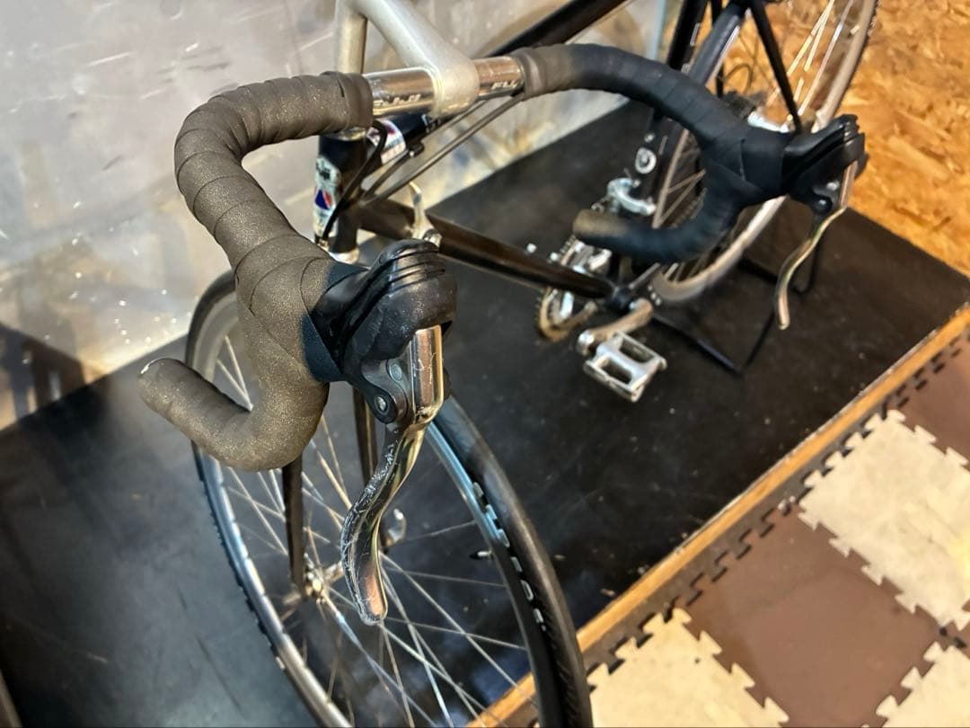 J25【大阪堺市/取引】訳ありクロスバイク FUJI STRATOS 520mm