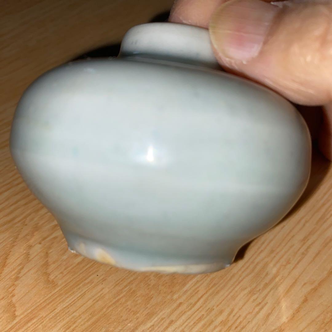 青磁茶入れ　元時代　蓋、仕覆付き