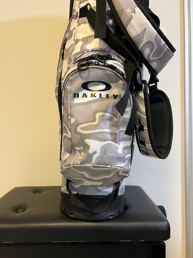 オークリー　スタンド　キャディバッグ