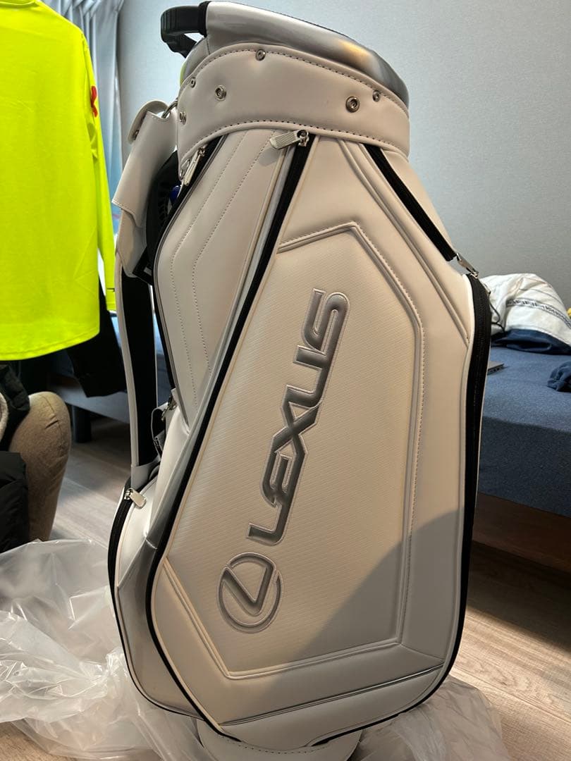 ［さらに値下げ(限界...)］新品未使用　LEXUS×ミズノ　キャディバッグ