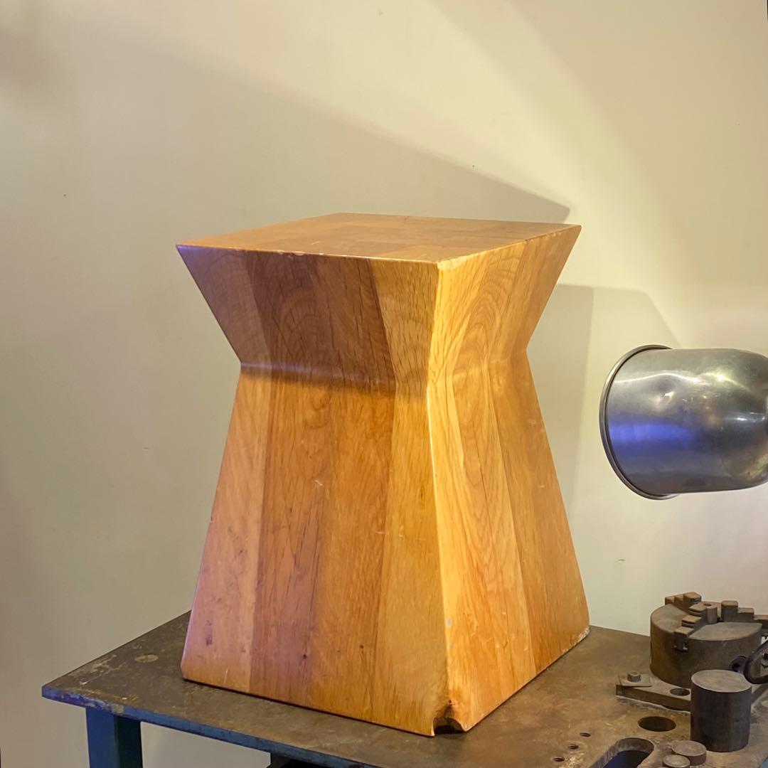 エマーソン1 スツール 遠藤照明 AbitaStyle イタリア 椅子 展示台