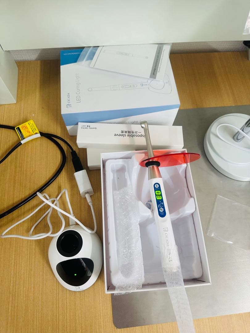 新品LED照射器歯科用硬化ライト