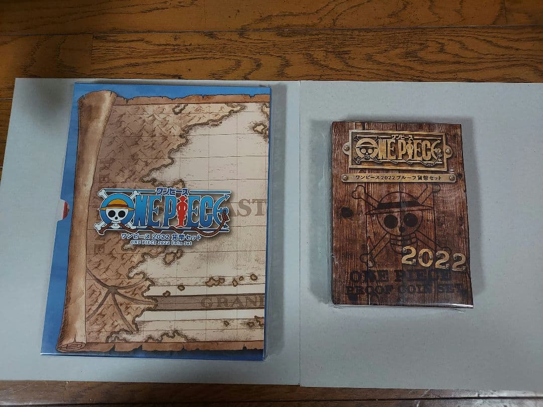ワンピース　ブルーフ　貨幣セット 2セット　規定より現行通過は付属しません
