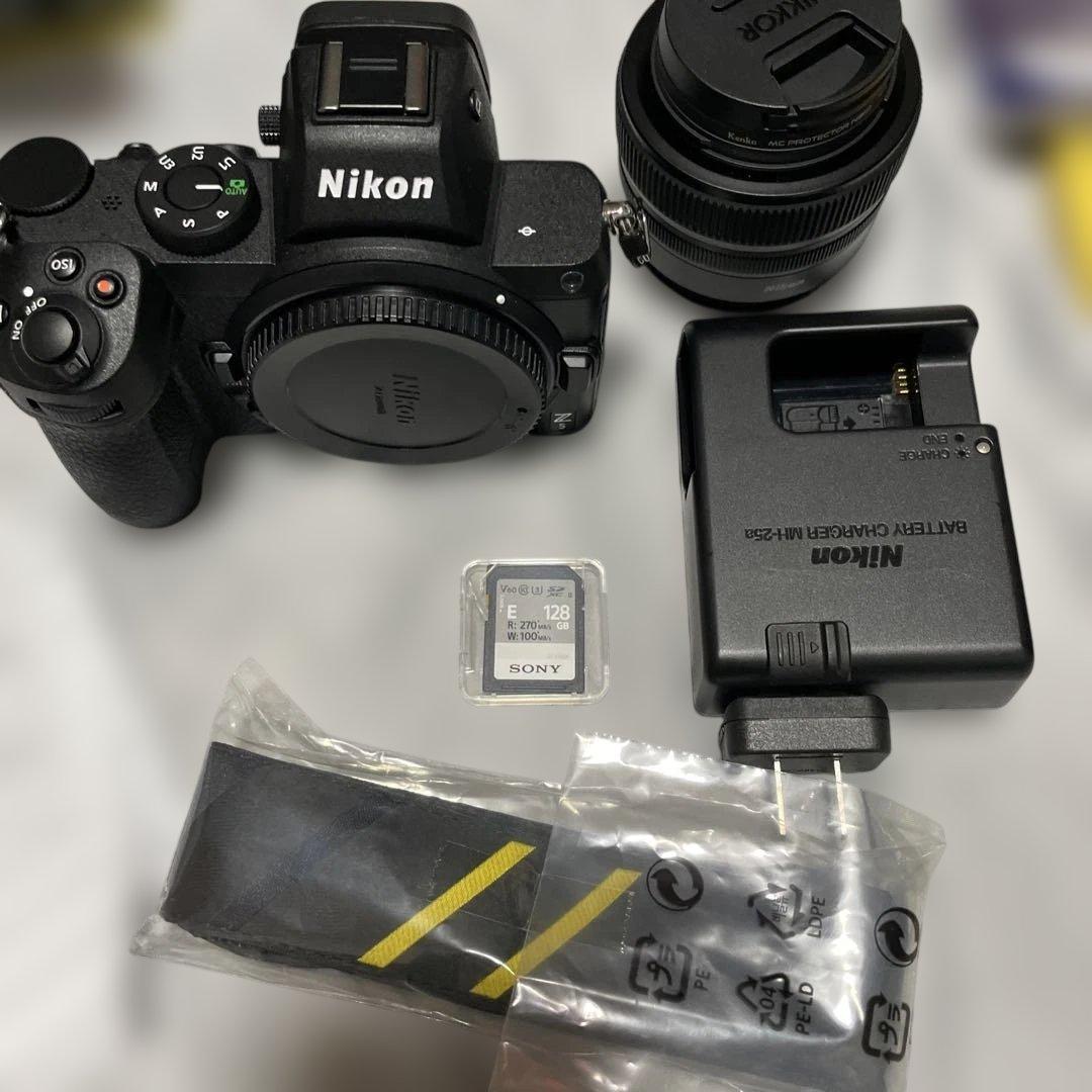 Nikon Z5 ミラーレス一眼カメラ 24-50レンズキット 343ショット