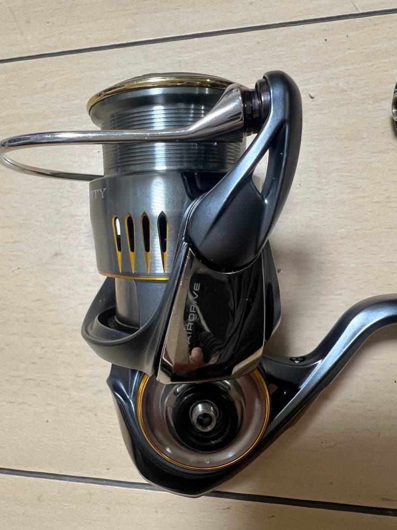 @*@様 ダイワ スピニングリール 23エアリティ LT2000S-H