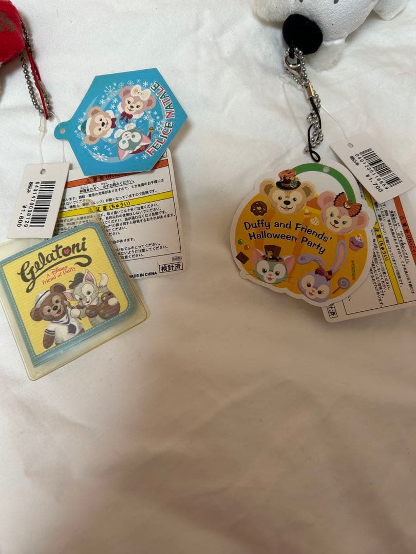 ステラルー　ジェラトーニ　ダッフィー　ぬいぐるみバッチ