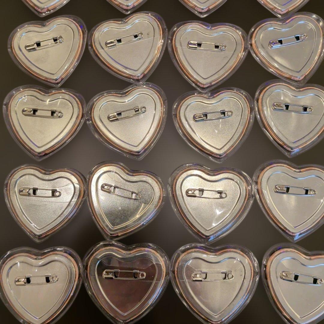 すとぷり　ジェル　ハート型缶バッジ　いちごまりん　51個