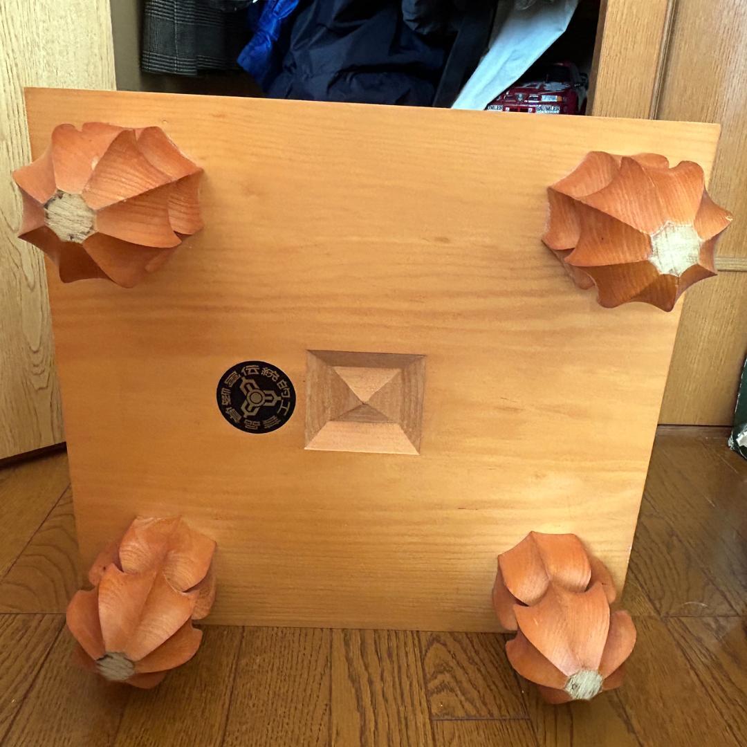 本榧碁盤 碁石＜本蛤白／本那智黒＞ 碁笥＜本桑＞