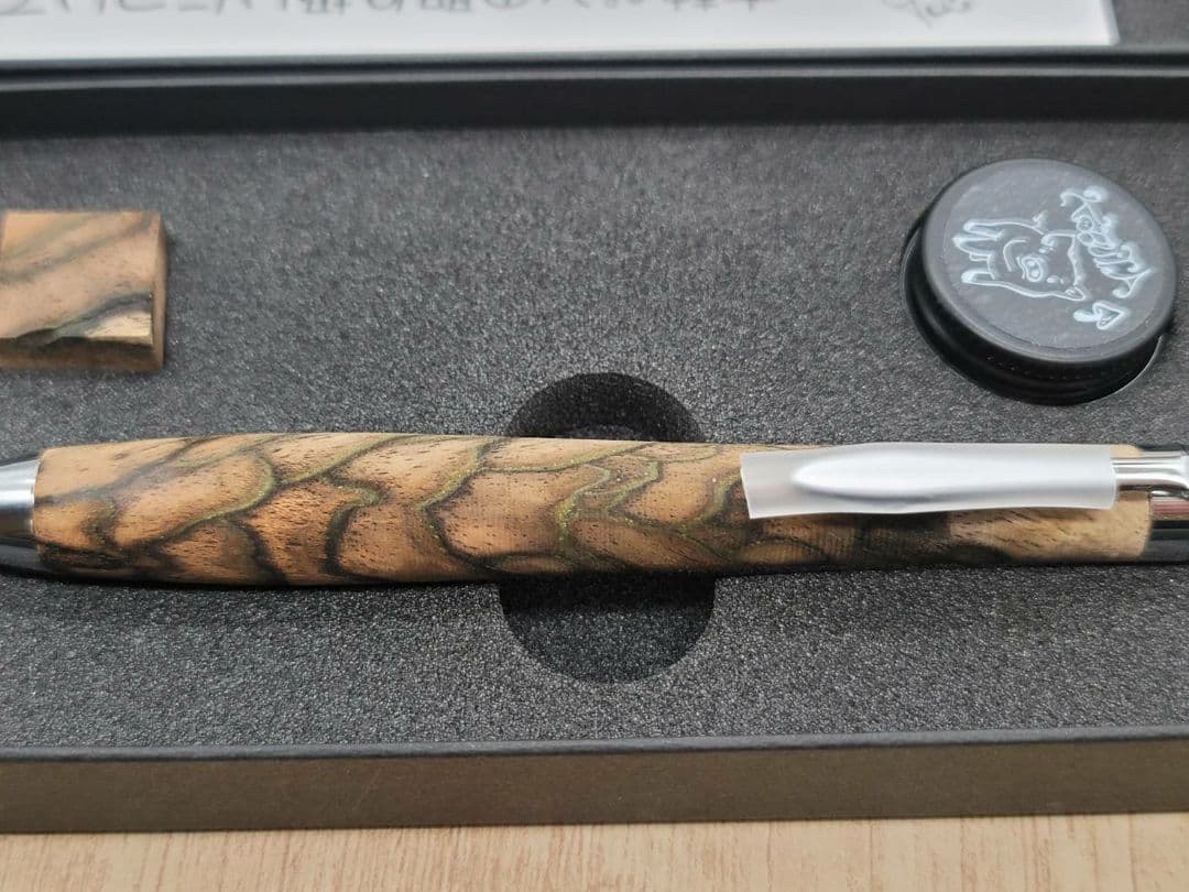 新品　こぶた工房　黒柿孔雀杢 極上　シャープペンシル0.5