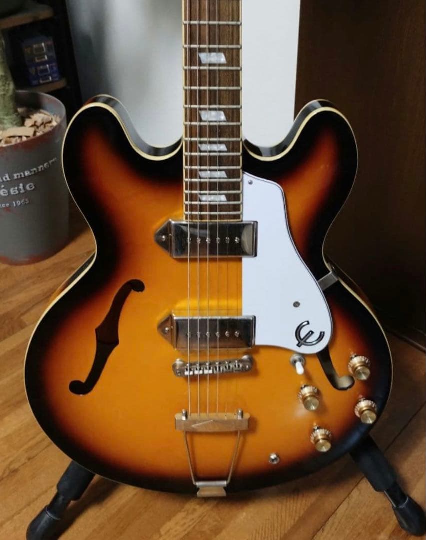 Epiphone Casino VS （トーンノブが外れやすくなってます）