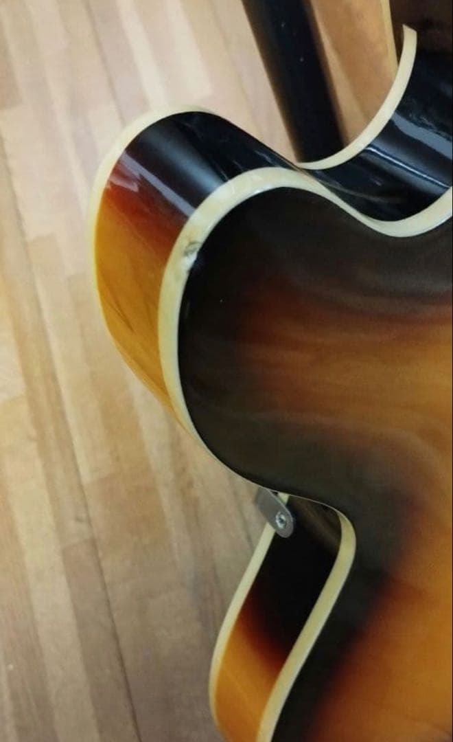 Epiphone Casino VS （トーンノブが外れやすくなってます）