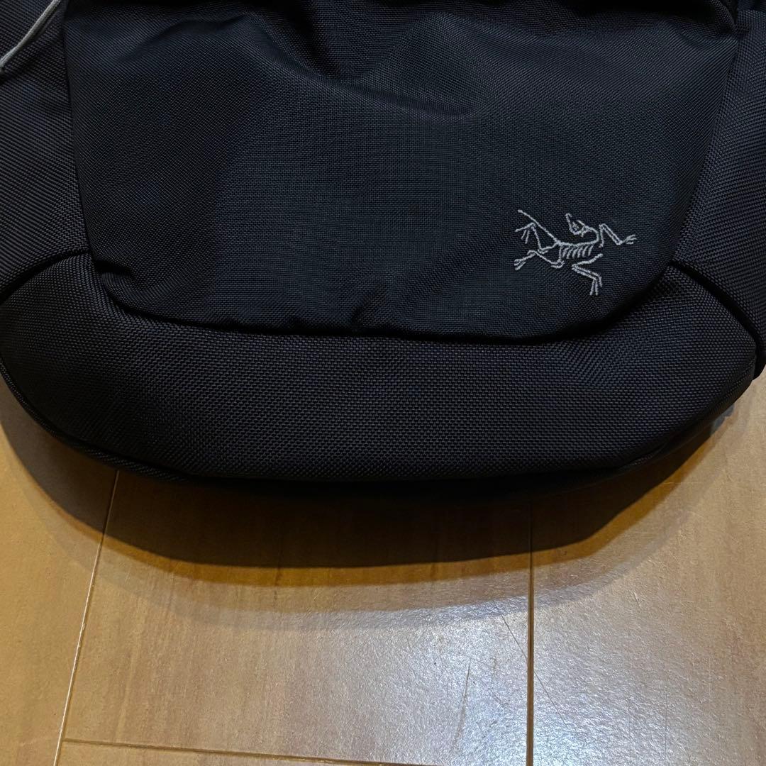 廃盤 ARC'TERYX アークテリクス MISTRAL 8 ブラック×イエロー