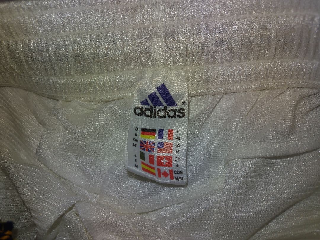 adidasレアル・マドリード98/00ホーム シャツ、パンツセット 未使用品
