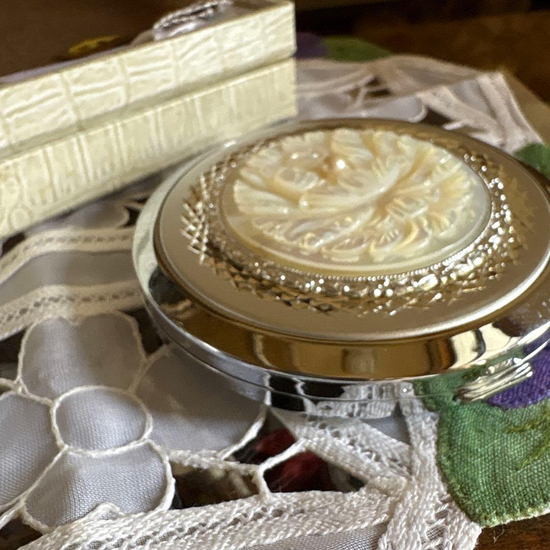 [デッドストック]昭和レトロ✴︎ヴィンテージ　シェル　コンパクト　化粧コンパクト