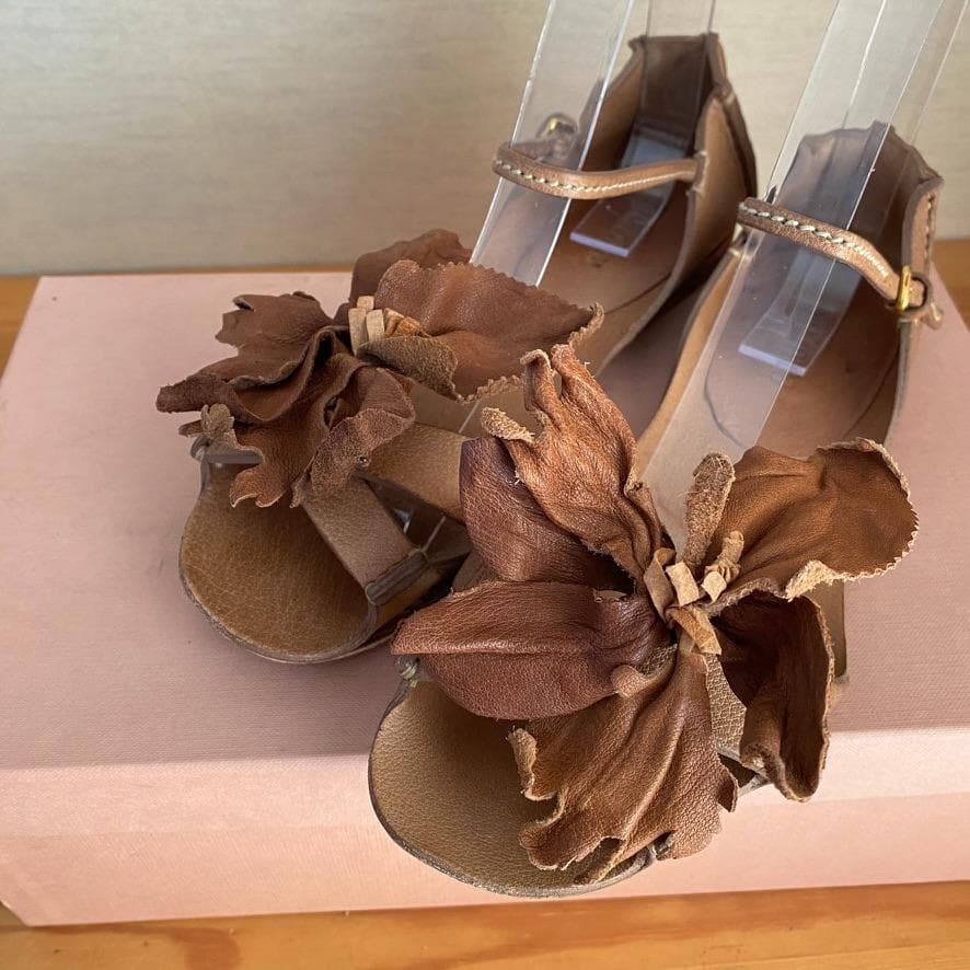 【美品】　MIUMIU　ミュウミュウ フラワーサンダル 36