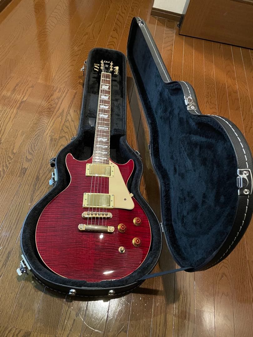 ESPのLTDブランド KIRK HAMMETTモデル KH-DC EMG