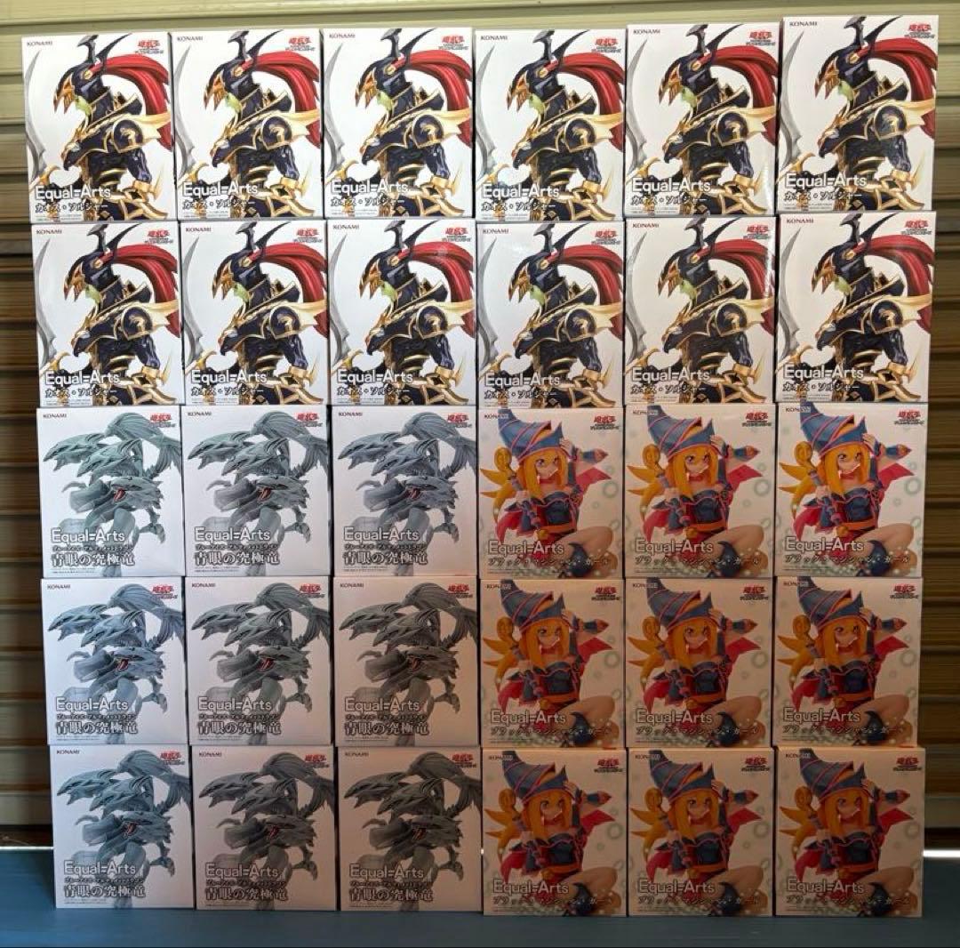 遊戯王Equal Arts ブルーアイズ＆カオスソルジャー＆ブラマジ30体セット