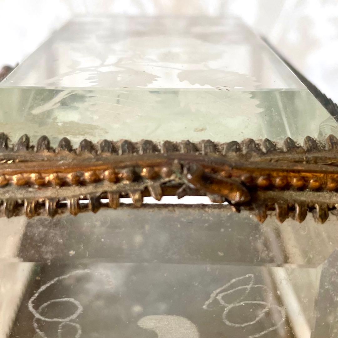 ローズ柄ベベルガラスジュエリーボックス　アクセサリーケース　フランスアンティーク