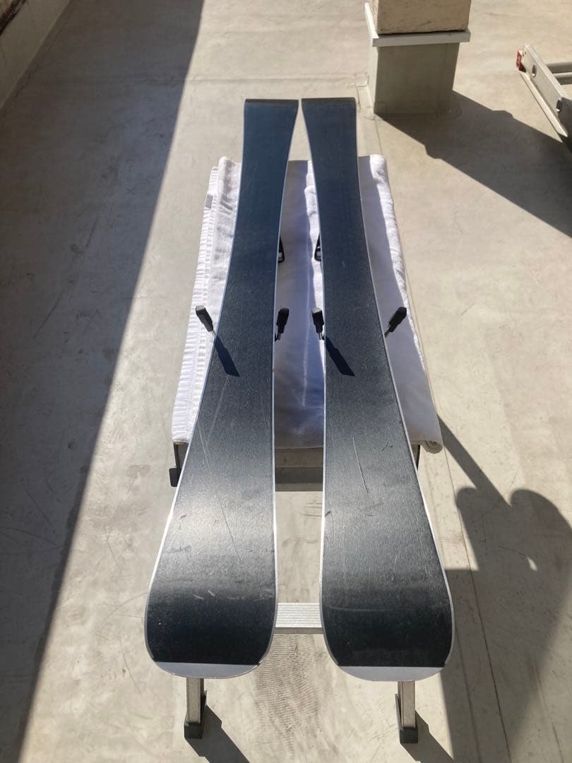 ショートスキー(ファン ミドル ミッド) 解放ビィンディング　HEAD 130