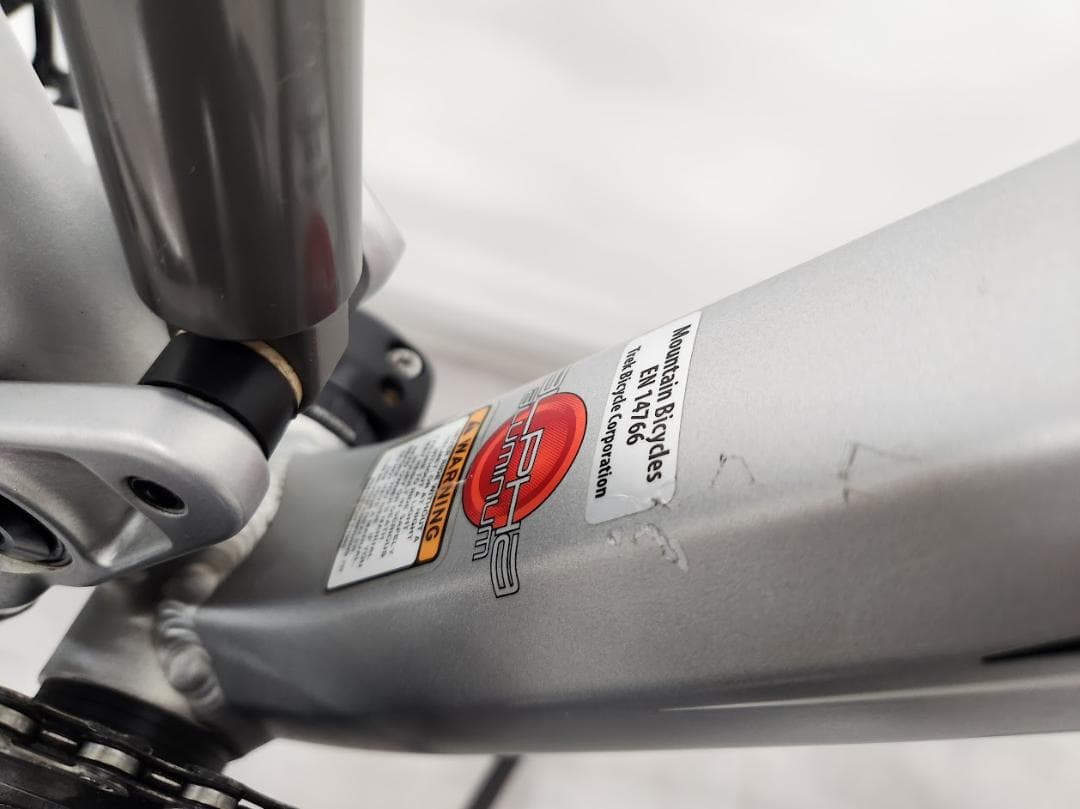 【美品】TREK Fuel EX7 フルサスMTB カスタム多数 スパイクタイヤ