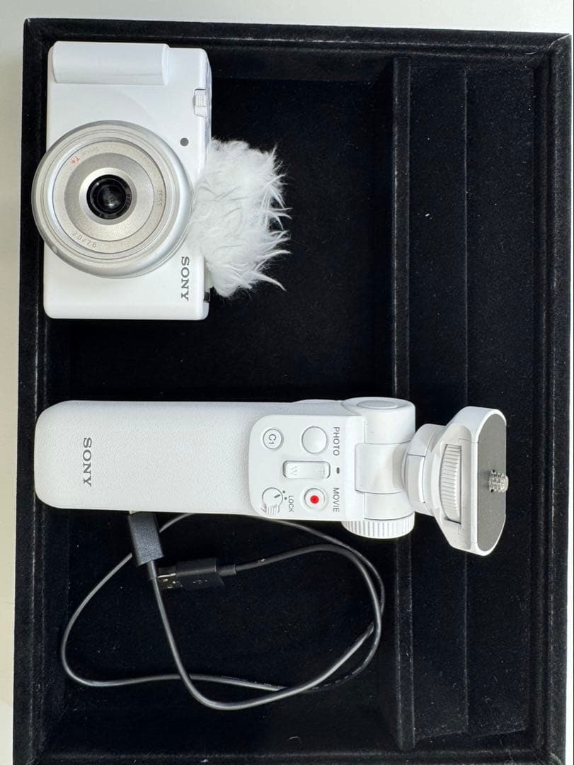 SONY ZEISSレンズ付きコンパクトカメラ