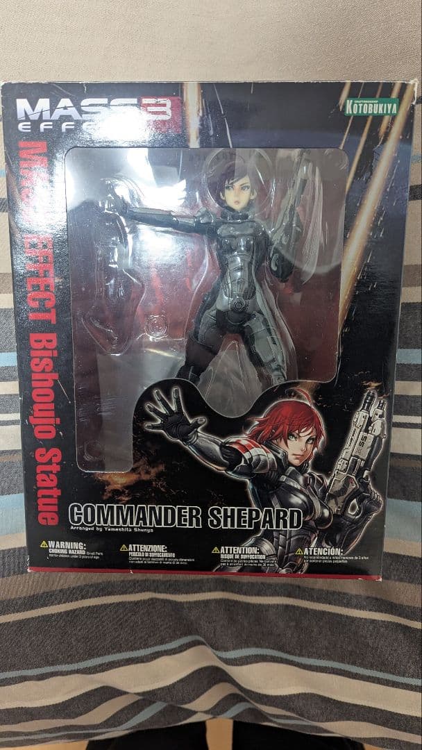 MASS EFFECT美少女 コマンダー・シェパード