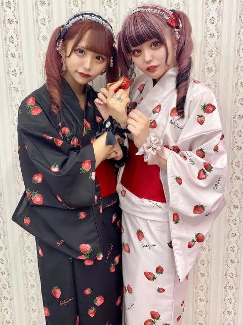 アンクルージュ 浴衣 イチゴ柄 新品未使用