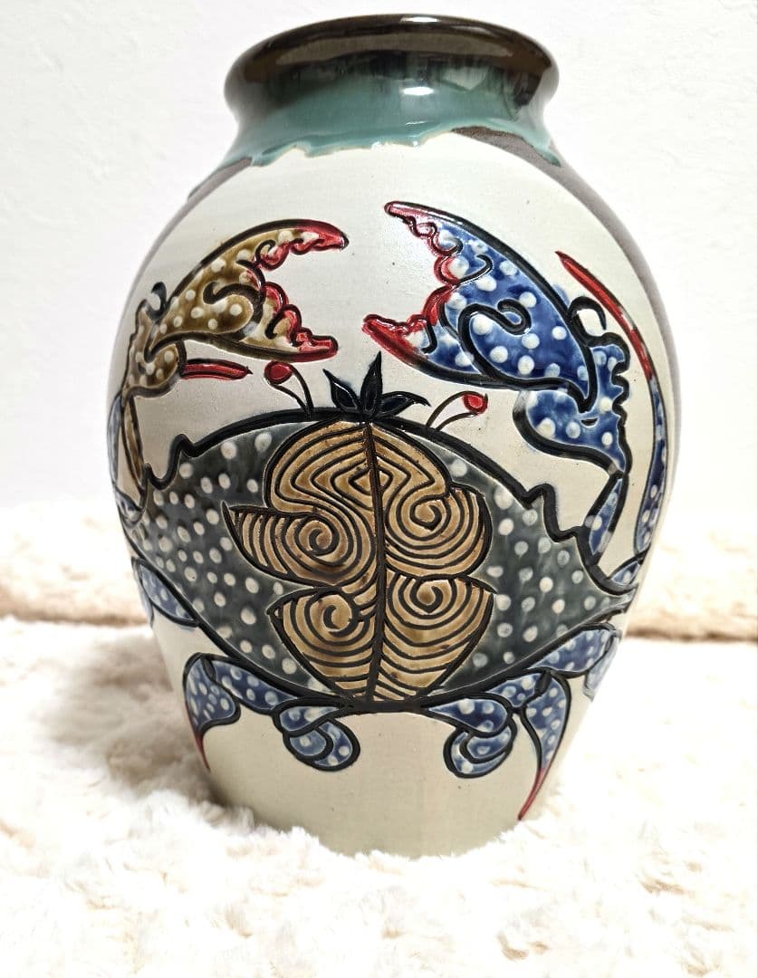 ⑧宮城三成 大壺 魚紋 蟹紋 囲 やちむん 人間国宝 孫