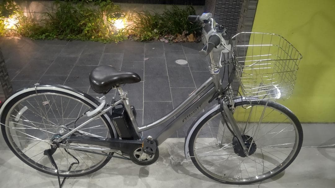 アルベルトe　27インチ　回生充電機能付　電動自転車　ブリヂストン