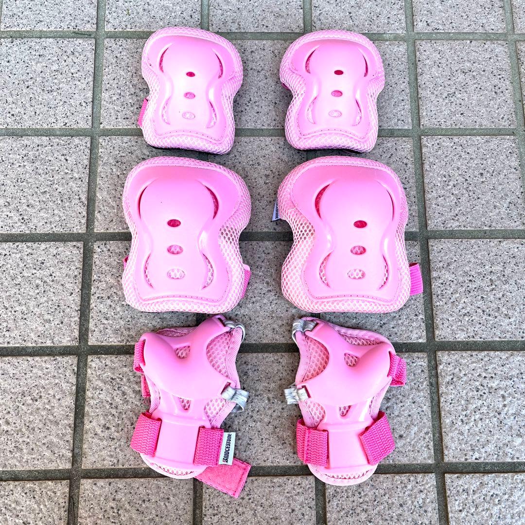 【美品】 STRIDER ストライダースポーツ12インチ ピンク プロテクター付