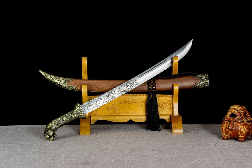 龍虎蒙古刀  古兵器   武具　刀装具　日本刀　模造刀   居合刀