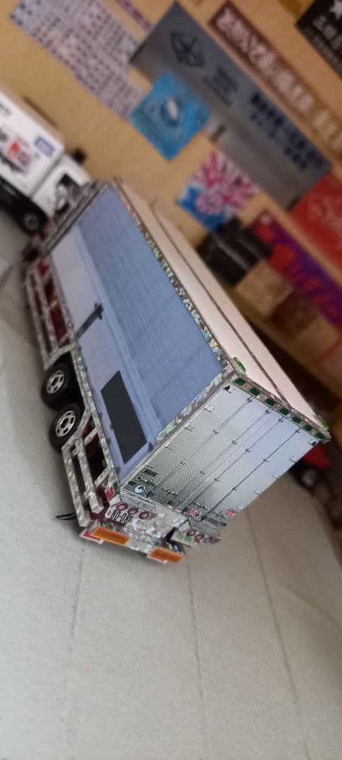 本日夜まで気まぐれ特価❗デコトラトミカ　テラヴィスタイル