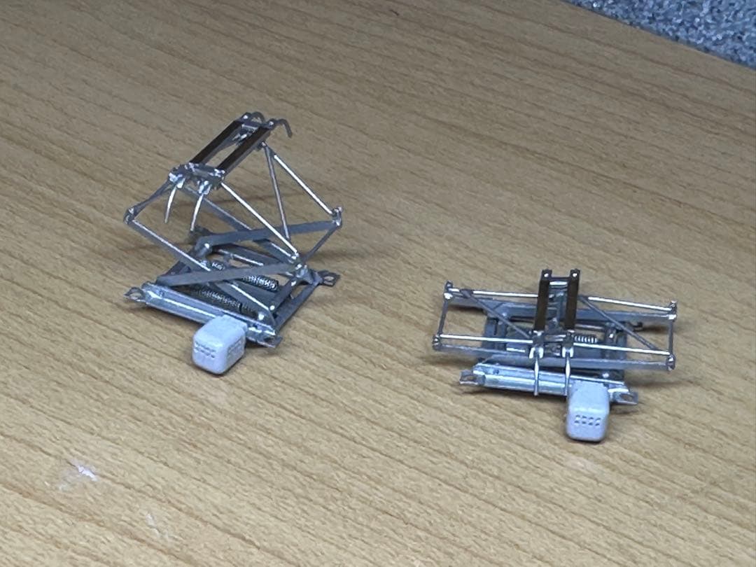 カツミ　パンタグラフ　PT48 軽量型　避雷器付き