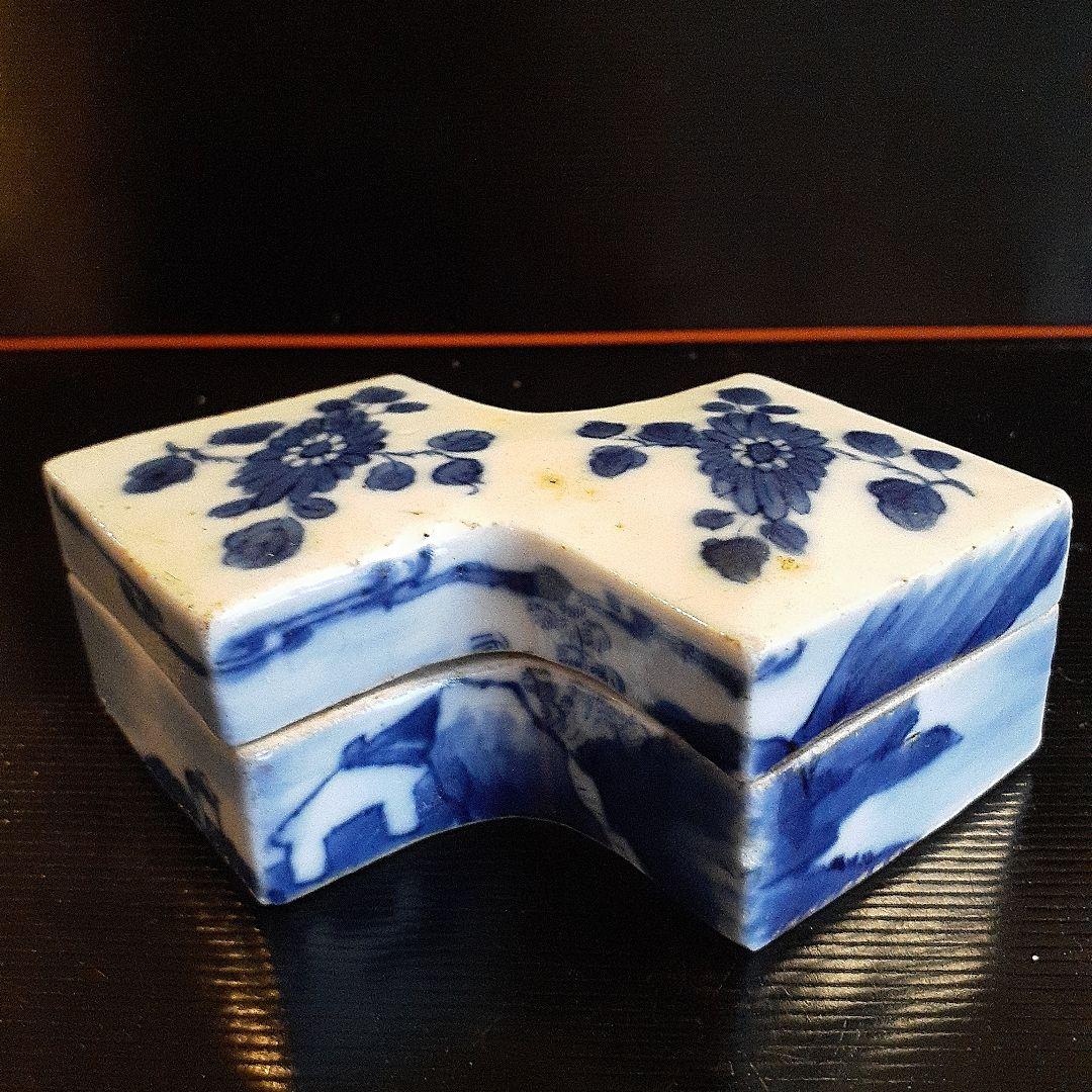 大明成化年製銘菱形染め付け香合