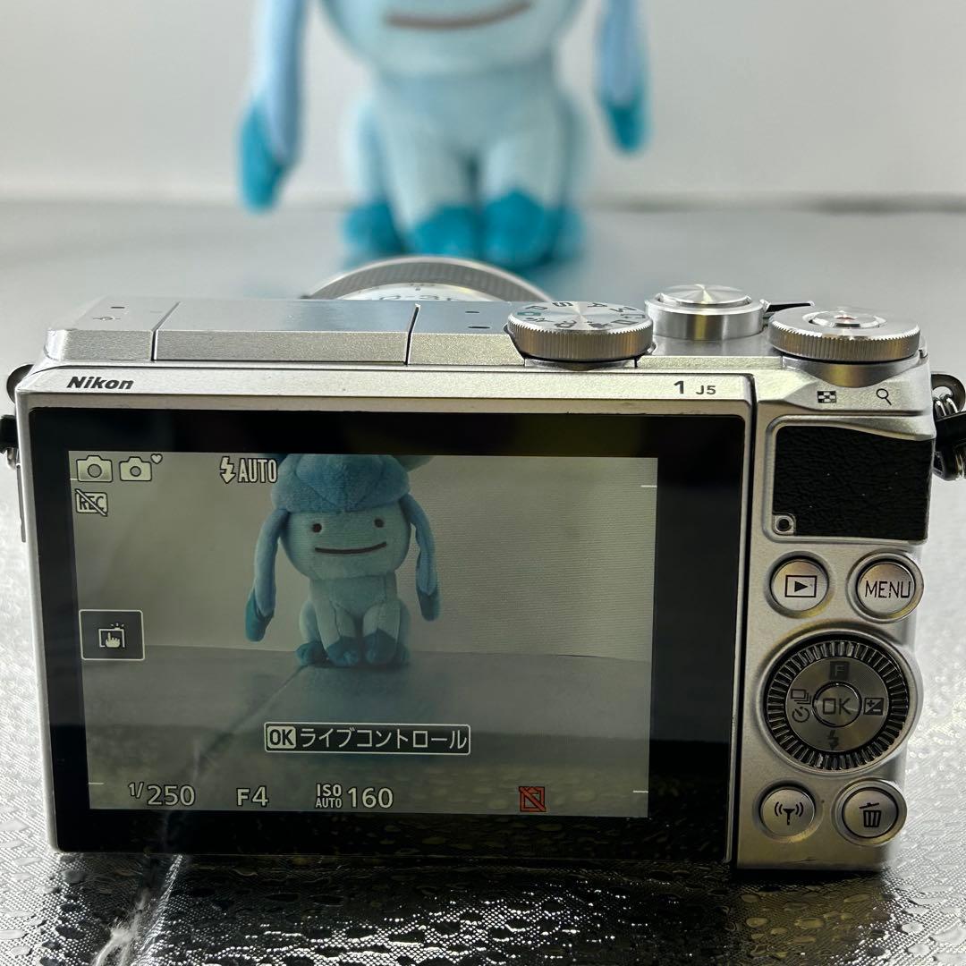 ■美品 Nikon ニコン 1 J5 レンズセット ミラーレスカメラ