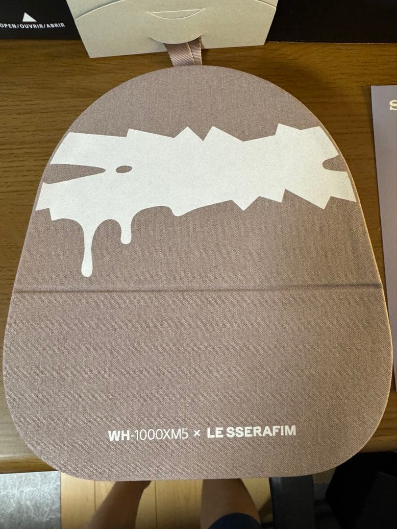 SONY WH-1000XM5×Le Sserafim ルセラフィム　ヘッドホン