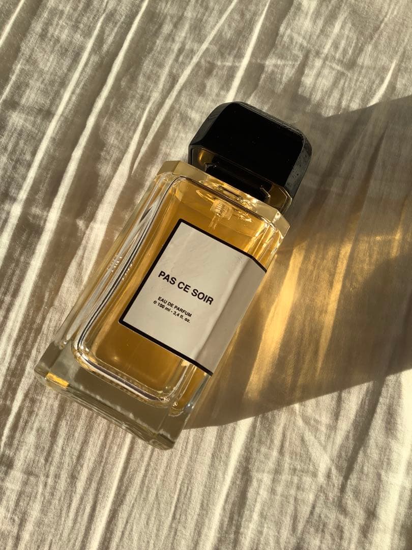 ぼぼ新品 100ml BDK PAS CE SOIR（パスソワール） 香水