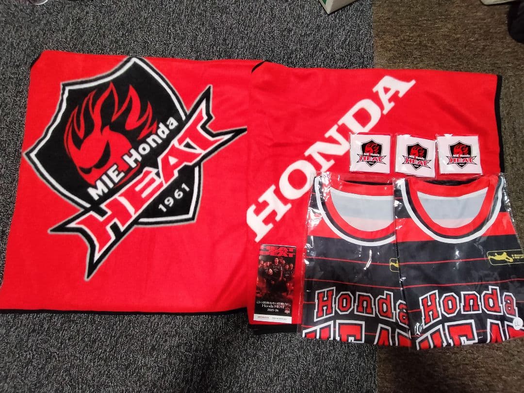値下げ！Honda HEATポンチョとバスケシャツ各2枚セットおまけ付き ヒート
