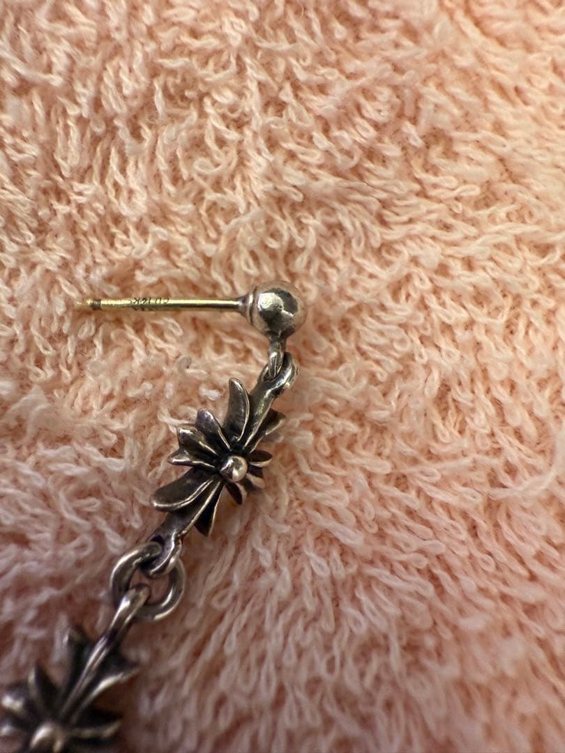 クロムハーツ　タイニーEドロップピアス　CHプラスTINYE