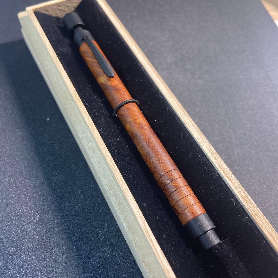 マーベラスウッド　花梨瘤杢　専用ケース付き