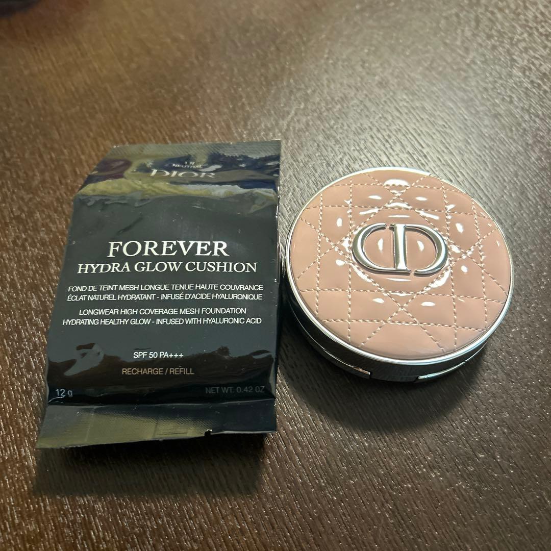 ディオールスキンフォーエヴァー　イドラ　グロウ　1N 限定ケース付き