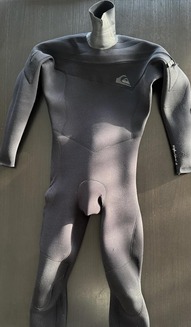 Quiksilver ブラック フルスーツ　フルジャージ