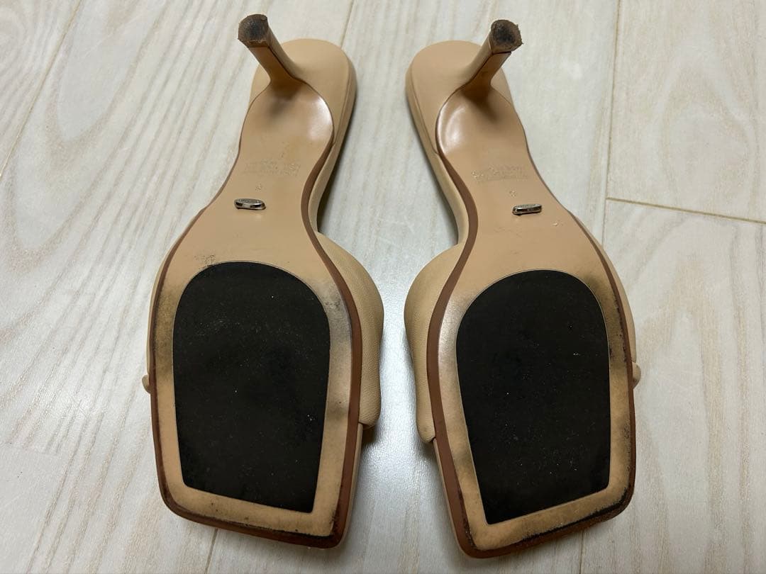 Tony Bianco Alexa Sandal ベージュ