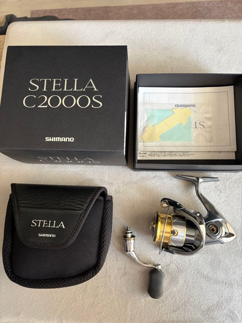 美品　シマノ　14ステラC2000S 管釣り　トラウト　渓流　アジング