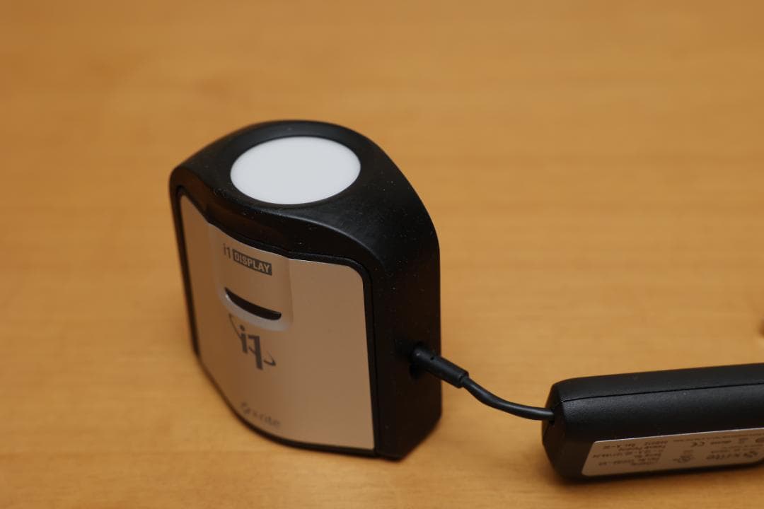 X-rite i1DISPLAY PRO ディスプレイキャリブレーション