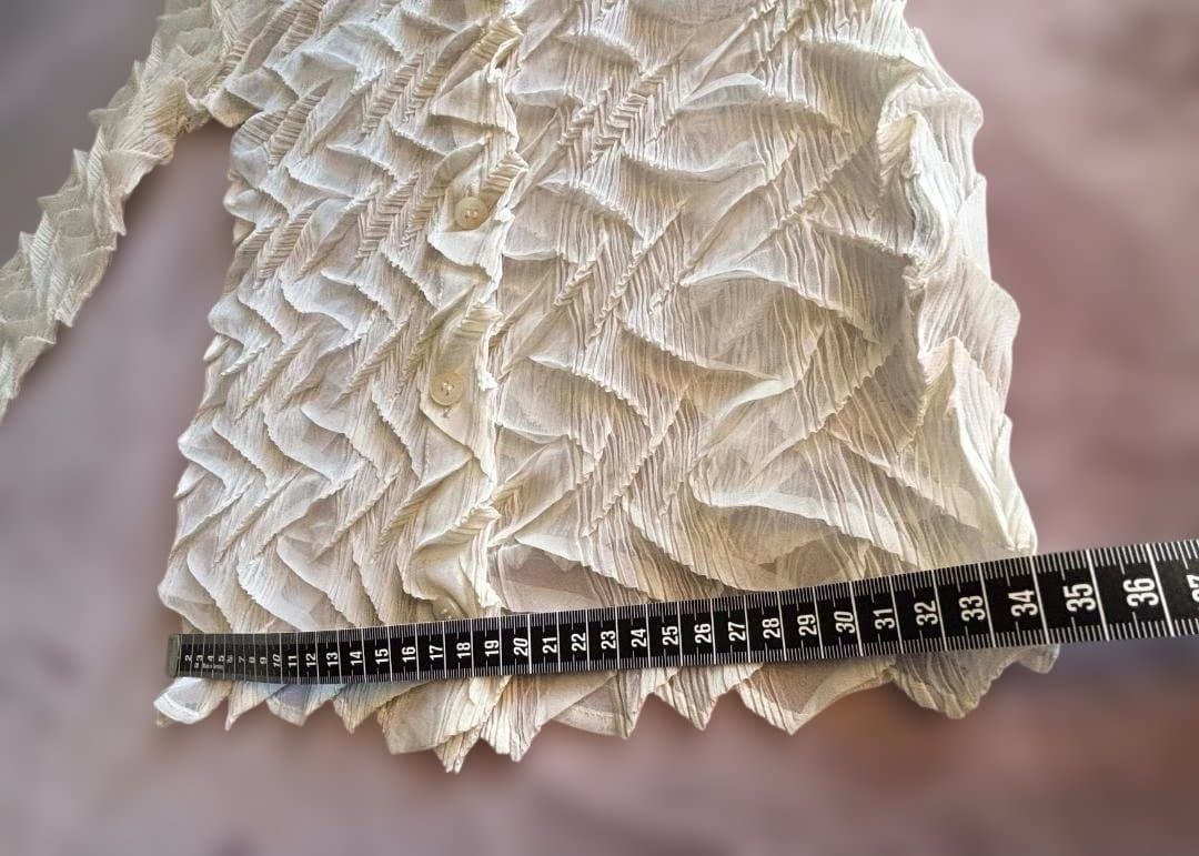 ISSEYMIYAKE　プリーツ 変形シアーシャツ